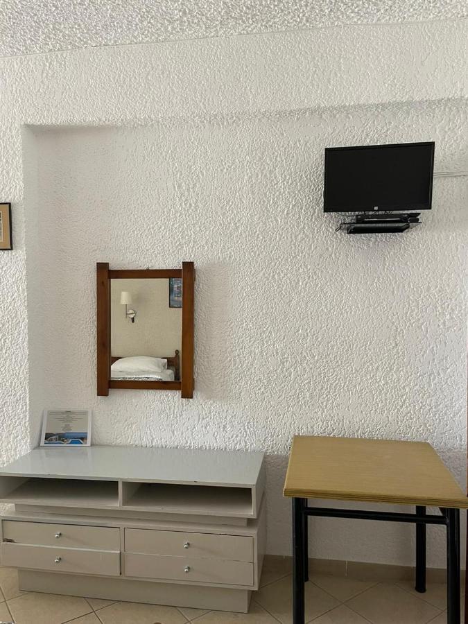 Yannis Apartments Barbáti Eksteriør bilde